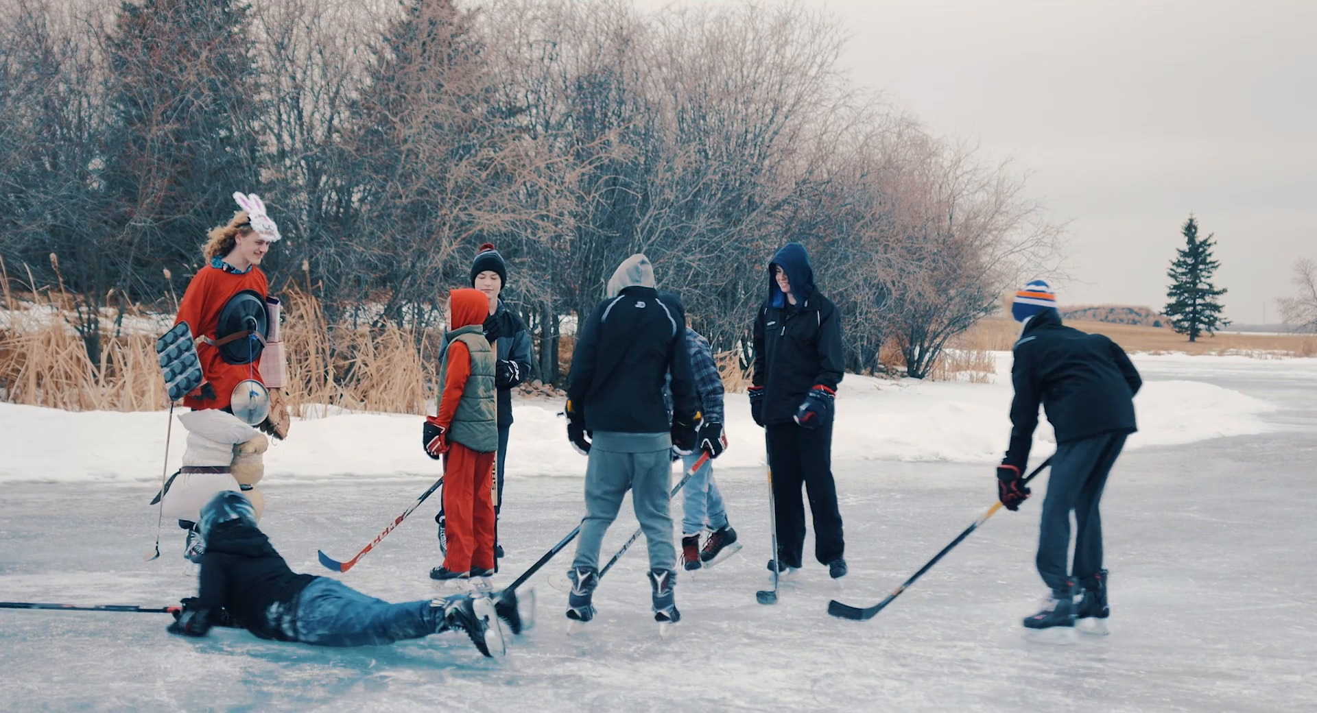 გიჟმაჟი გუნდი ყინულზე / Wild Bunch on Ice
